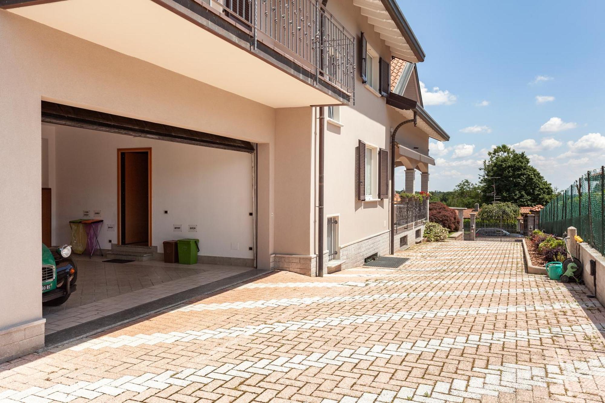 Apartment Misiadele Carnago Ngoại thất bức ảnh